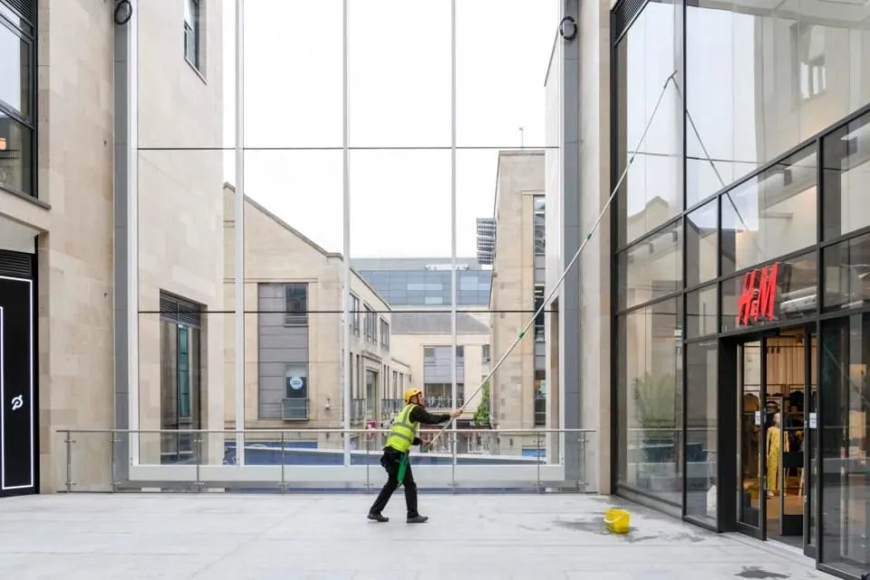 Commercial window cleaning for shopping centres