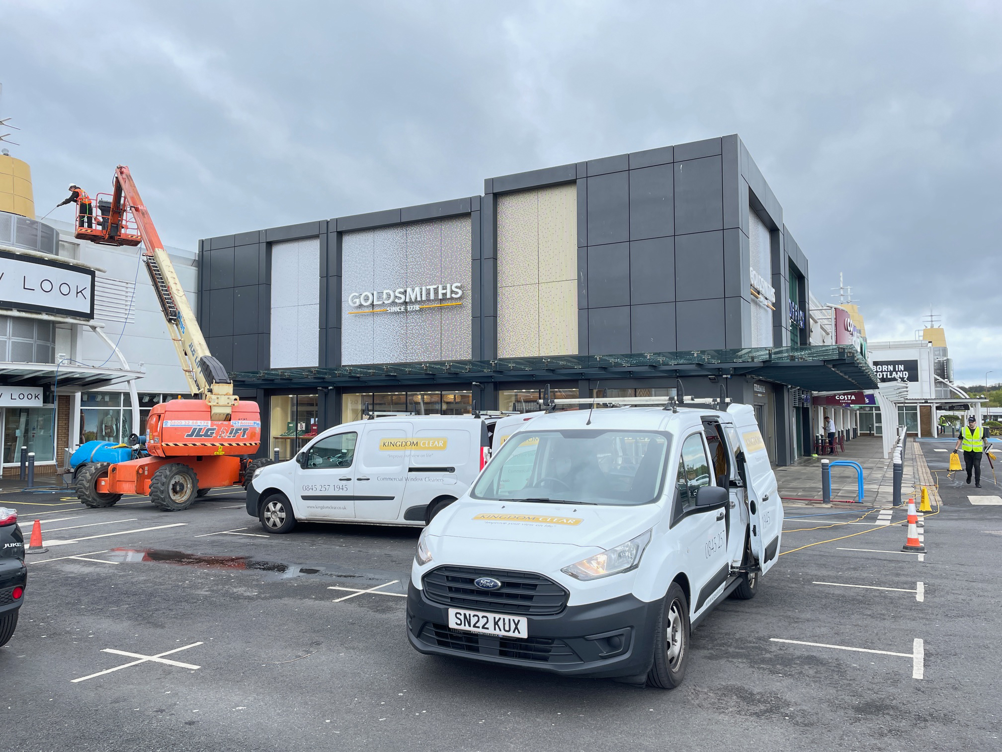 Kingdom Clear commercial window cleaners Kingdom Clear commercial window cleaners