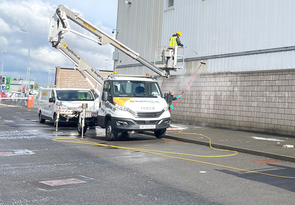 Cladding cleaning contractor UK, Kingdom Clear